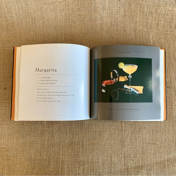 FRANCESCAS Mud Pie Wine Belts Glass Labels & The Art of the Cocktail Book NWT - Picture 8 of 15